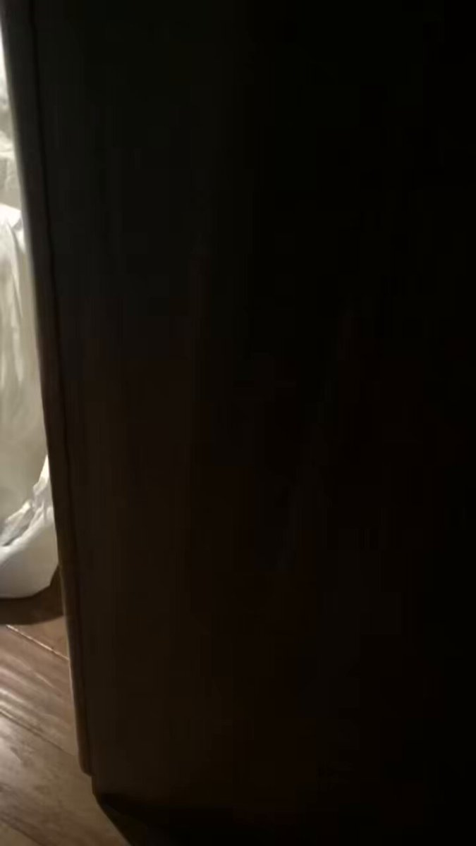 ホテルのベッドでワイルドな後背位！ストッキングのヒップを激しく突き、潮を噴く絶頂