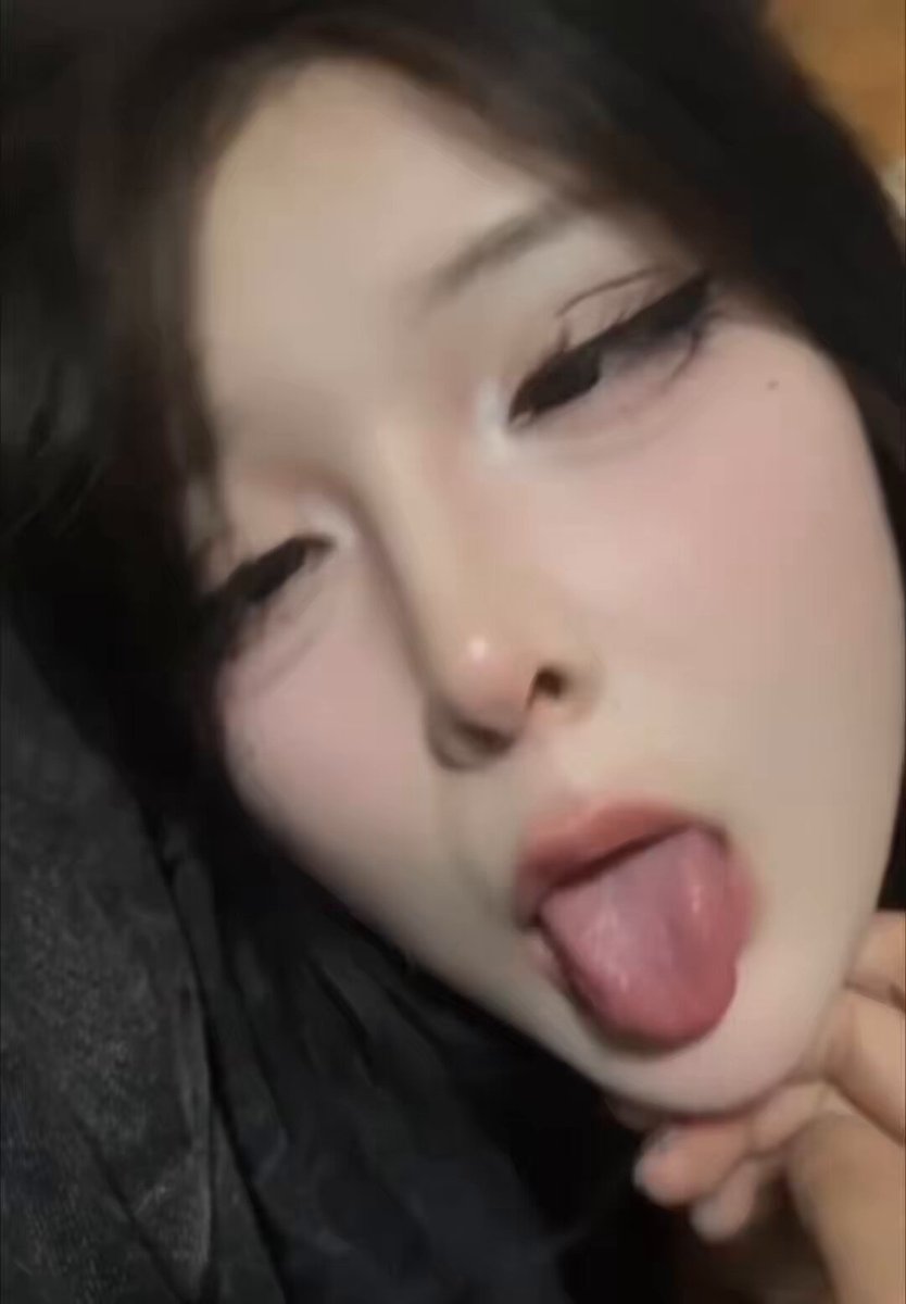 我会好好挣钱养你
女神你不要出去当母狗了好吗 