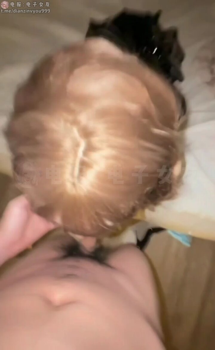 Blonde loli deep‑throats and swallows cum, frantically licking a huge cock — ultra intense