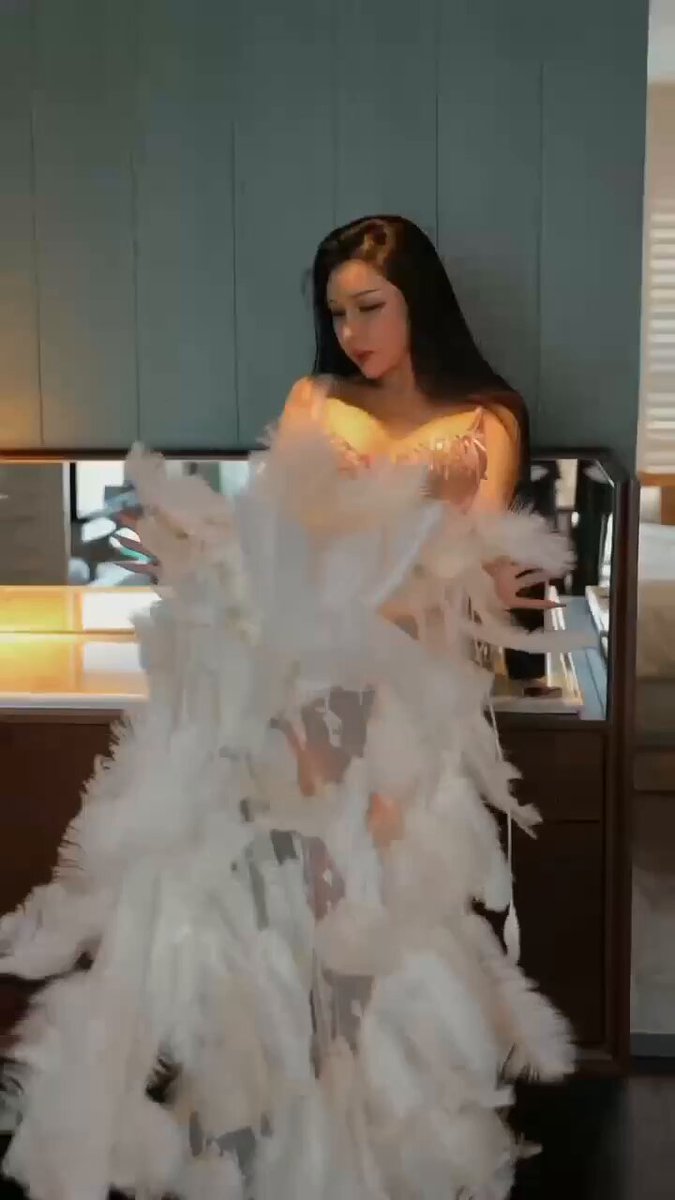 上海晏熙雨5 冰冰
175F，网红超真实欧美健身达人，淘宝写真模特，超真实欧美健身达人， 健美性感御姐 