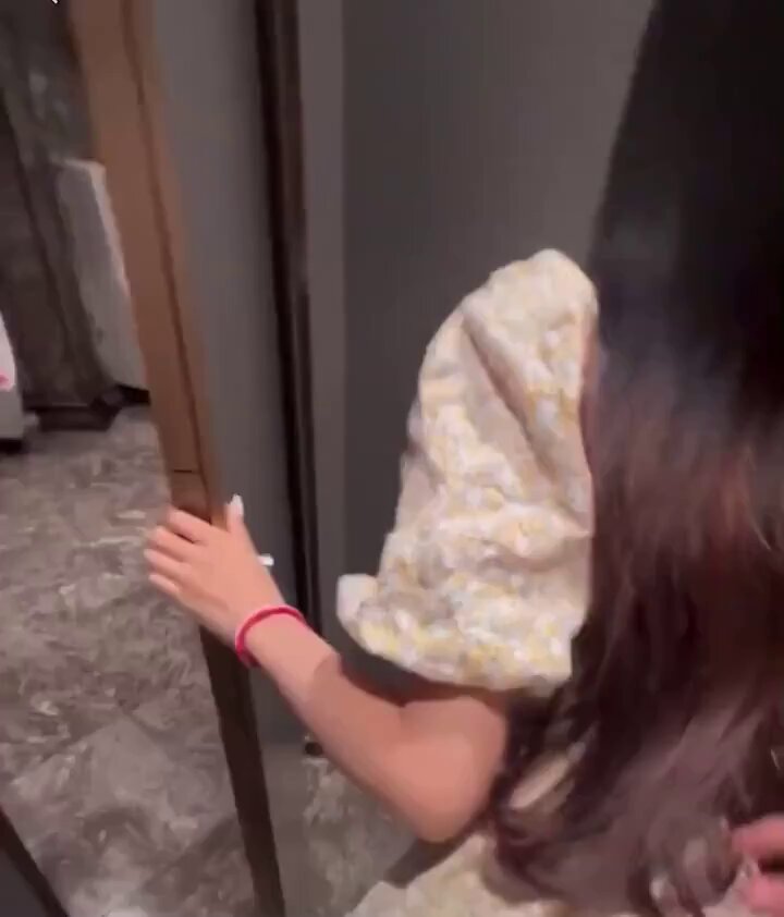 我们刚认识不到三小时，忙完我就回家 