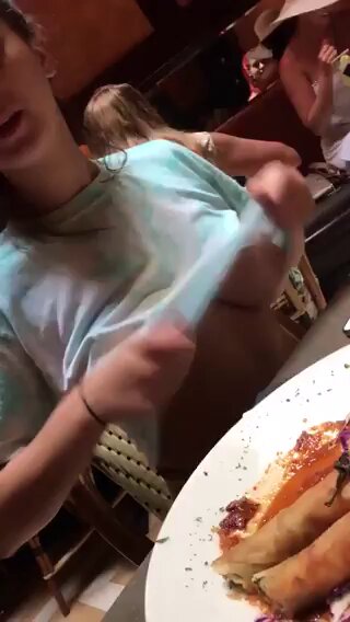 Chudai.....🍌
#nsfw #sex #porn #naked #nudes #hentai #squirt #pussy #goon #viral #nsft #view #hotgirls 