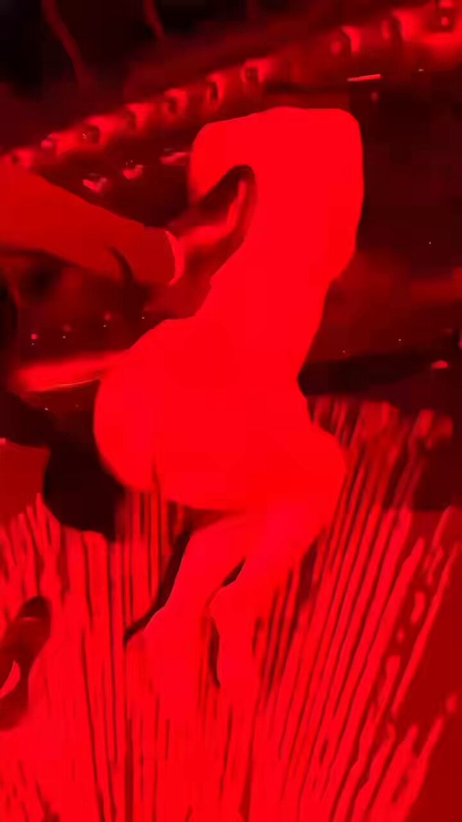 Nightclub Sofa Booty Shake! Stocking-Clad Legs Stomped by Leather Shoes at a Wild Orgy Party