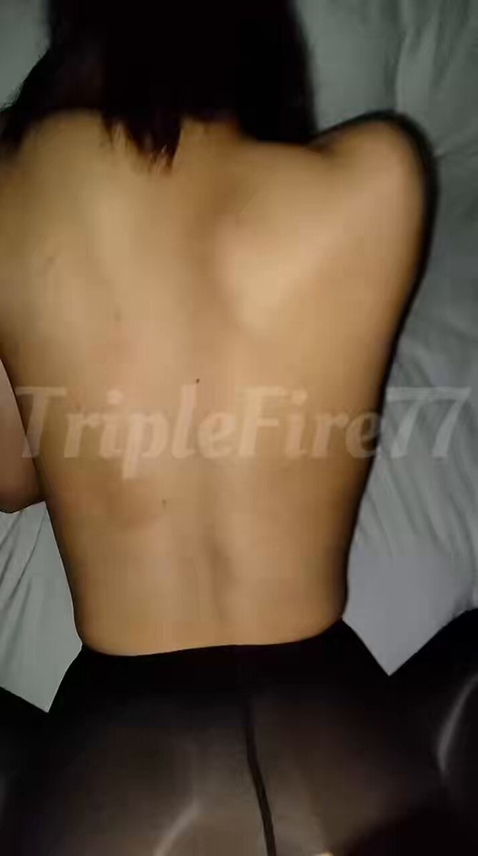 為了回饋廣大粉絲對我的支持！今天進我福利群🌹平的將不收取任何費用，24h免費對我的粉絲們限時無門檻📷進入，可觀看所有視頻和寫真！ 私聊推特一...