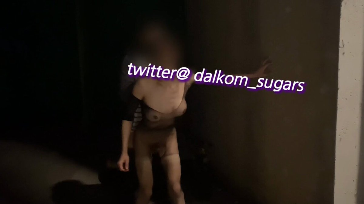 粉丝邮寄情趣战衣🩱定制任务户外勾引路人做爱🩷 一路小心翼翼，真的担心被众人看到一个有奶子和鸡鸡的怪物在街上游荡。。。经历2个小时，搭讪7位路...