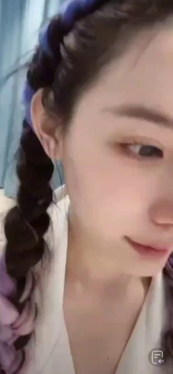这娘们绝对生过孩子了 
