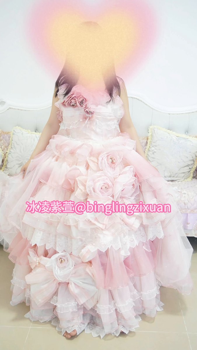 你们喜欢の头像大花嫁满庭芬芳看起来很高贵实际上3P轮流内射过♠被黑人BBC中出过是不是听着就无耻的硬了😍小鸡巴国蝻还是看视频打飞机就好😄乖乖私...