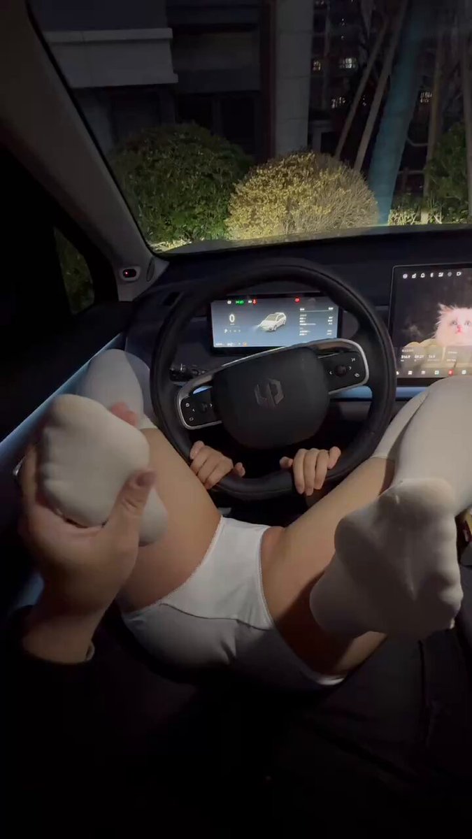 常驻 #上海
06/162/85/F！
💗上海超色小萝莉 主动热情 巨乳萝莉
💗身材巨有料！粉嫩白虎一线天 接受度超高
💗性格超好绝对让哥哥体验女朋友感觉
💗...