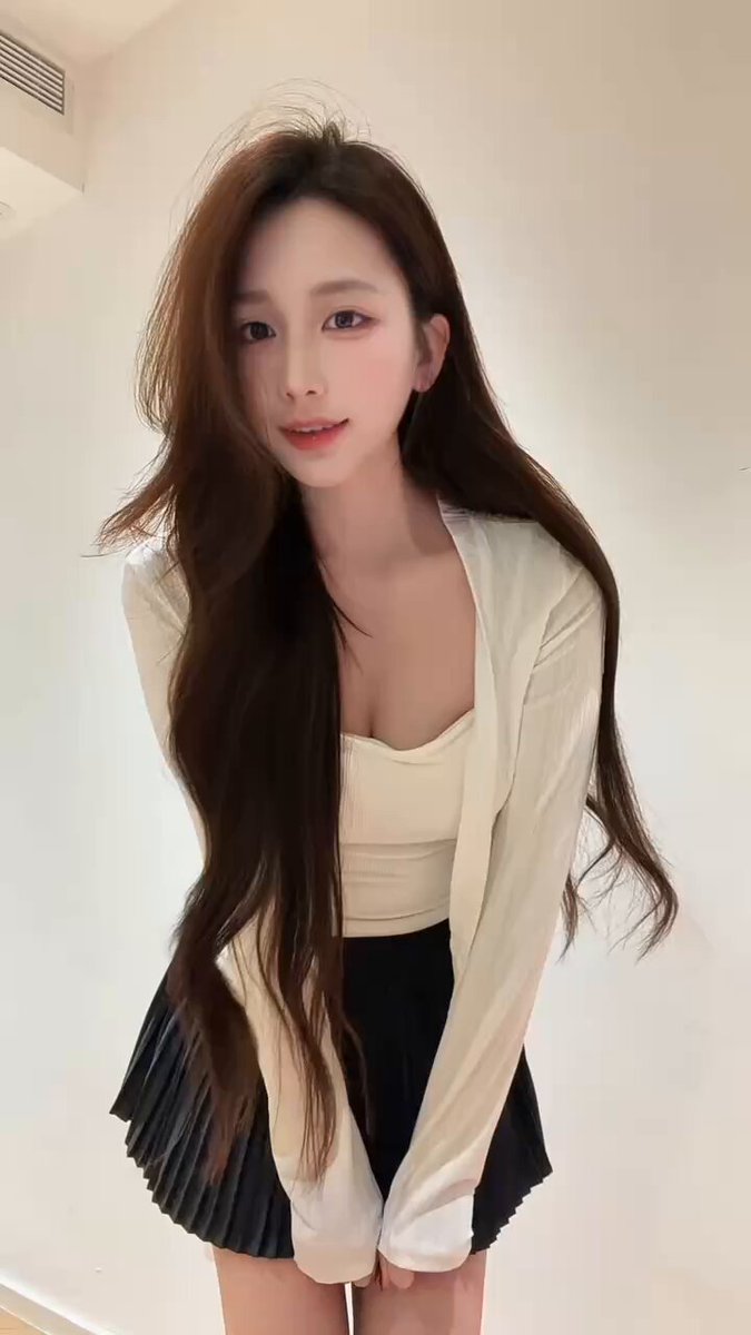 #সাংহাই/ফুজিয়ানের উচ্চ-মূল্যবান মেয়ে, ফর্সা ও পরিষ্কার ত্বক, উচ্চতা ১৭০ সেমি, ওজন ৪০ কেজি, সি-কাপ, মার্জিত ও পরিশীলিত মুখ, ভদ্র ও উদার ...