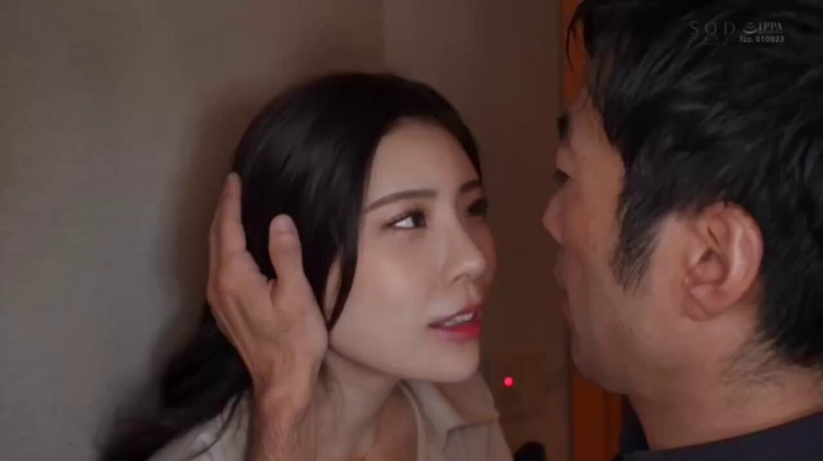 STARS-804 Rei Kamiki "Karya ini menandai ulang tahun pertama Rei Kamiki sejak debutnya. Karya ini merupakan bagian dari seri lingeri...