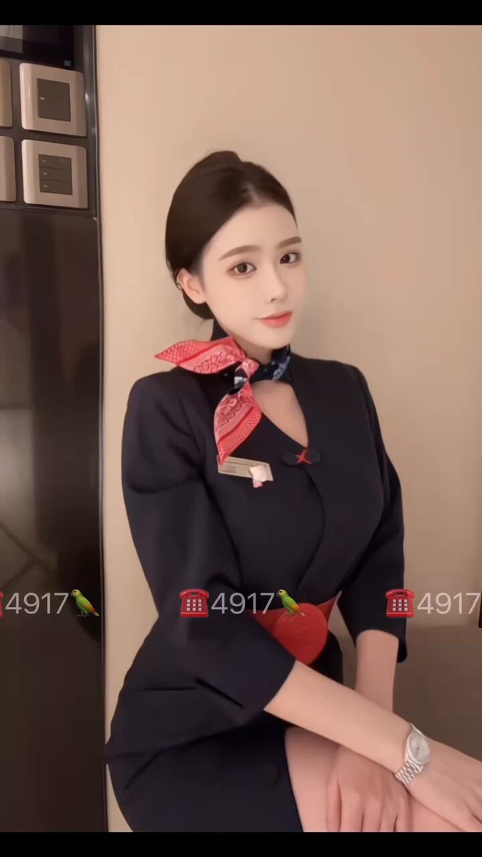 #Shanghai 170-D-Lahir April 2004 170 D, KTP tersedia, pramugari China Eastern Airlines, cantik alami, tanpa operasi plastik, kulit kencan...