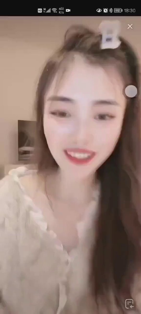 Innocent-Looking Beauty Mask Play! Tissues Hide Her Face, Exposed Bust Tease — 123av.fun