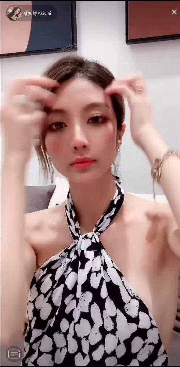 美女真是养了一条好狗呀，我的狗又在哪里 