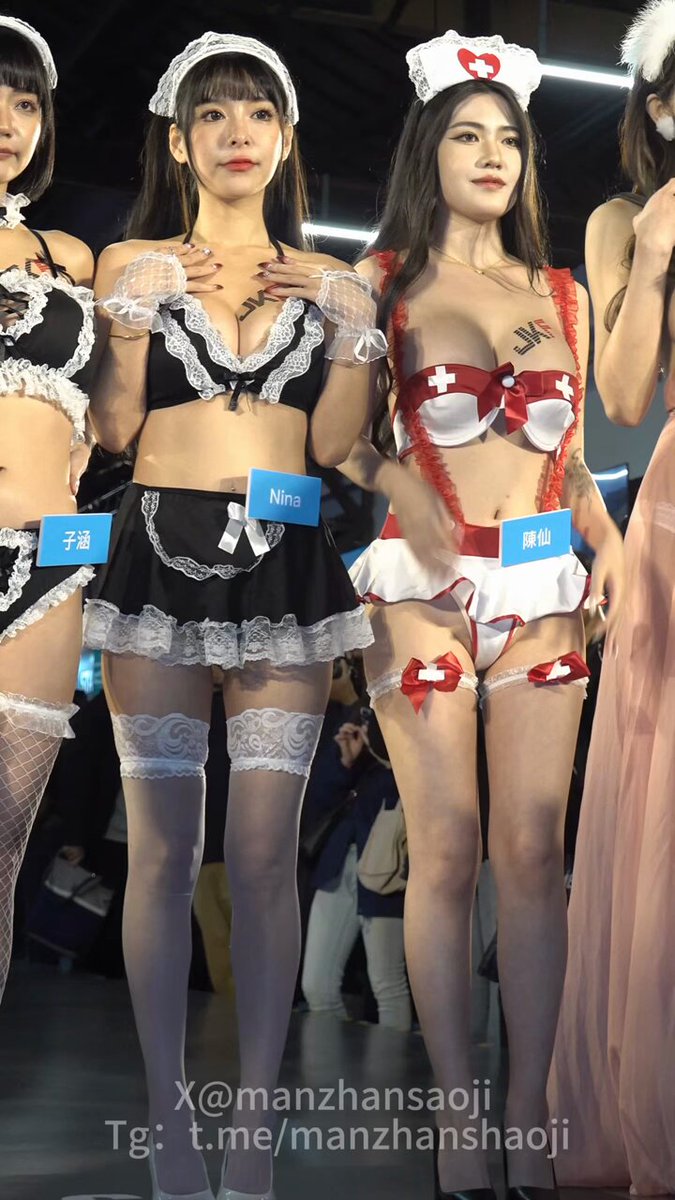 曼珠莎华 Nurse Catgirl Busty Cosplay Show! 123av.fun Super-Hot Live