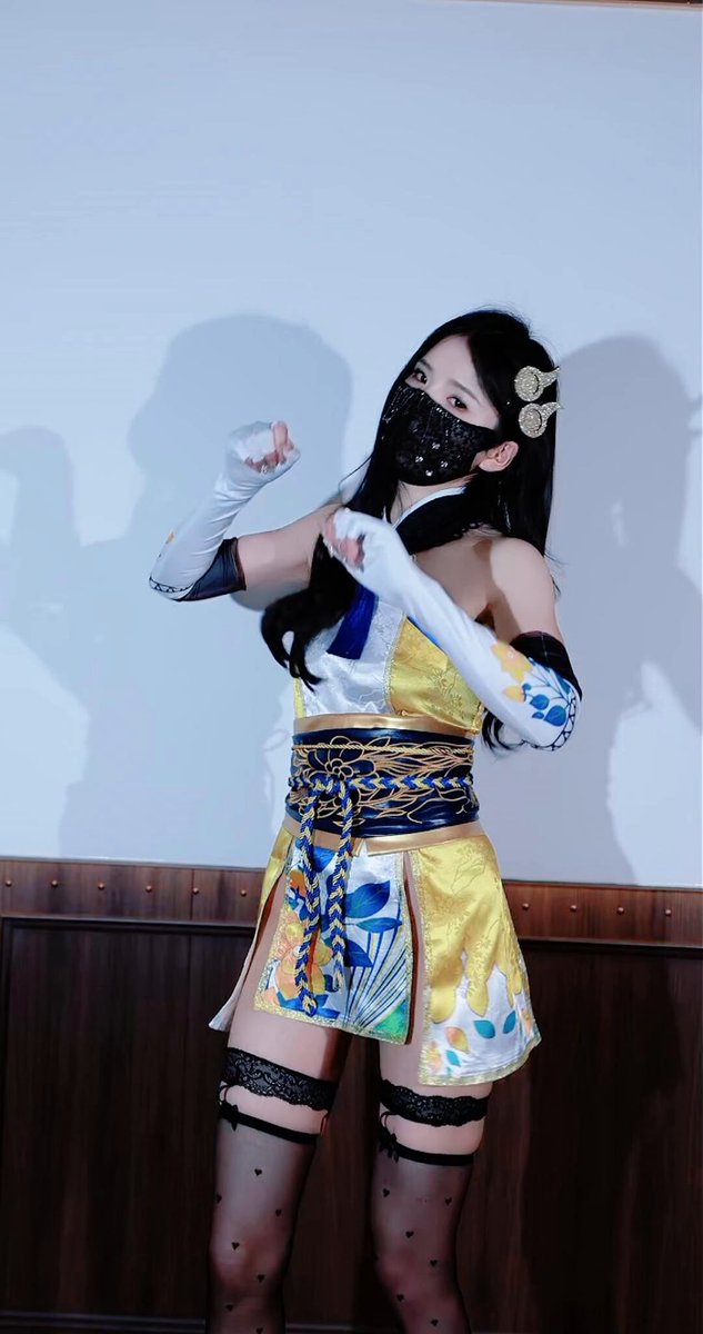 Mory in black stockings Cosplay — fully nude, legs spread revealing pussy and perky butt (123av.fun exclusive)