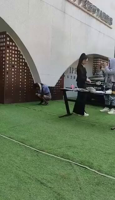 谁知道  我闺蜜  这是 怎么了 