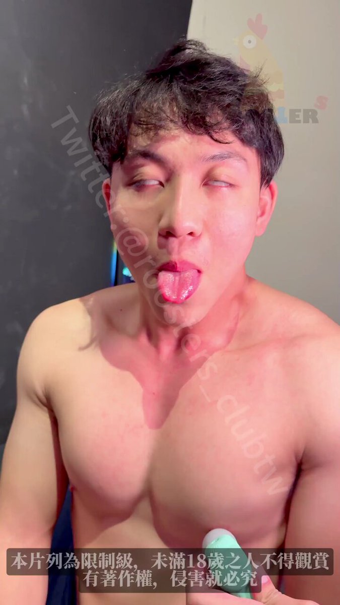 肌肉男伸舌玩跳蛋！美女骑乘狂插湿穴喷水高潮123av.fun