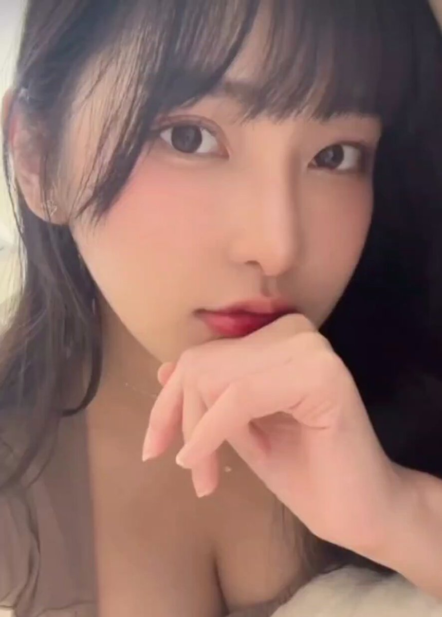 上海06后极品170F学妹在线找哥哥啦～  
天然F 声音甜 身材绝  
左滑听她说话，直接原地恋爱  
想抱抱想亲亲的哥哥私我～不私就是错过一辈子！  
#...