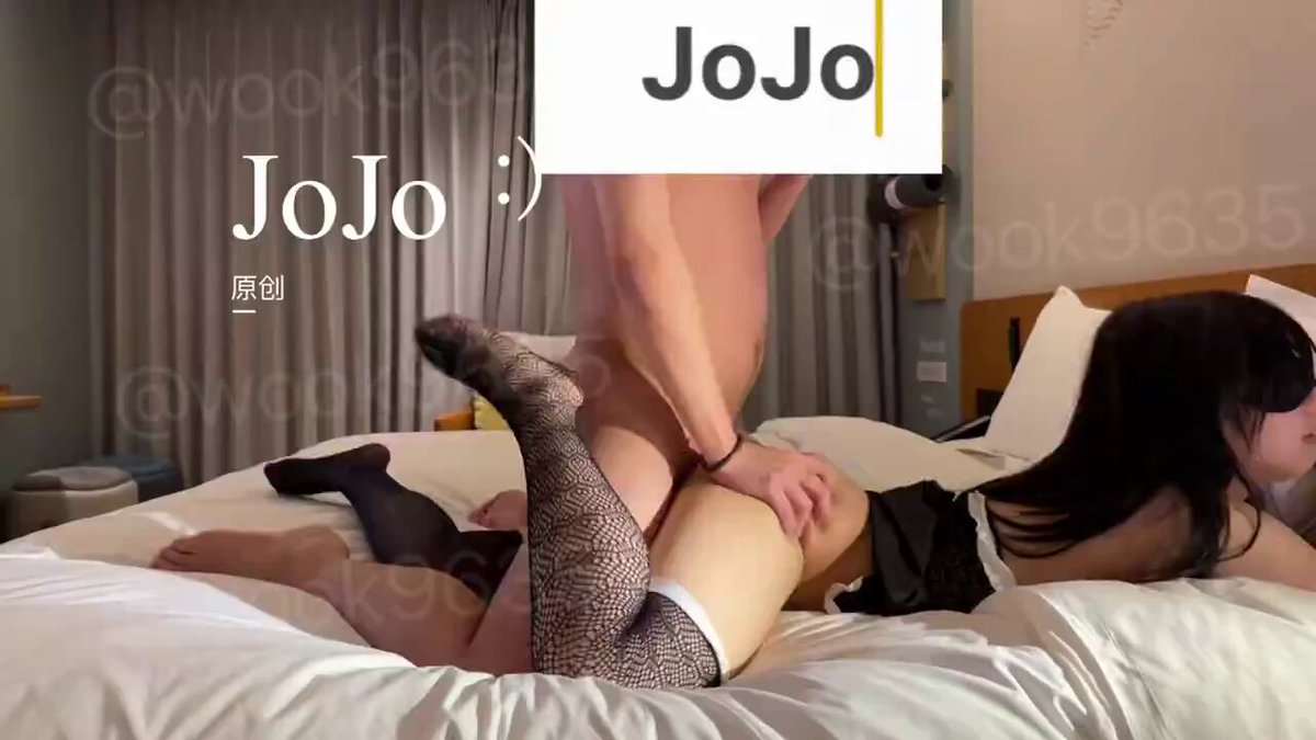 03年日语学生（花絮）
（jo杰克原创）

这套衣服真的好看 喜欢丝袜的兄弟有福利了

她据说还穿着这套衣服去清吧喝酒？

【tg群已发14分钟 