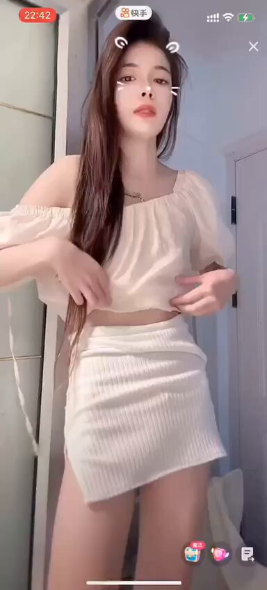意外走光，主播光速下播 