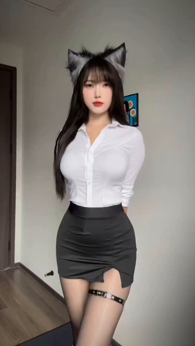 Cat-eared OL Beauty in a Micro-Mini Skirt — Busty Tease, Thigh-Slit Temptation