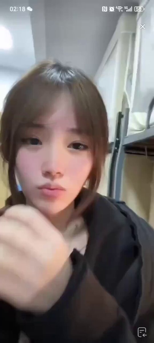 舍友们终于都出门啦，终于可以在快手直播了 