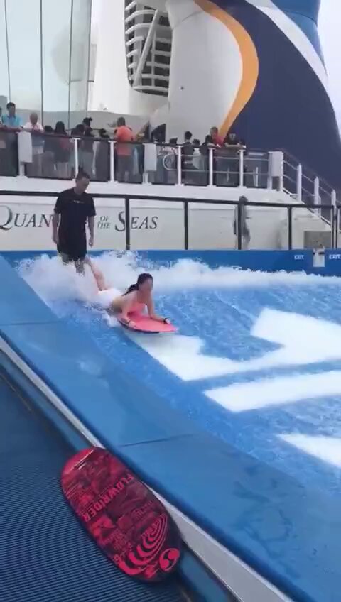 哈哈哈哈 