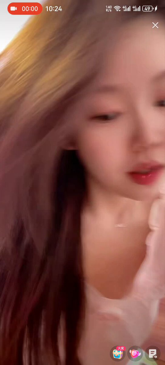 靠近一点给兄弟们看清楚点 