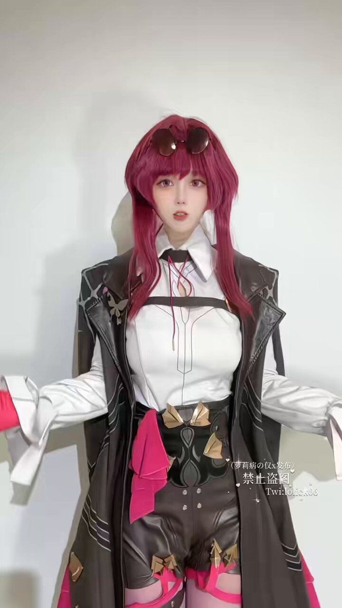 Silver Wolf cosplay exposes nipple-clamp show! Pink nude temptation 123av.fun