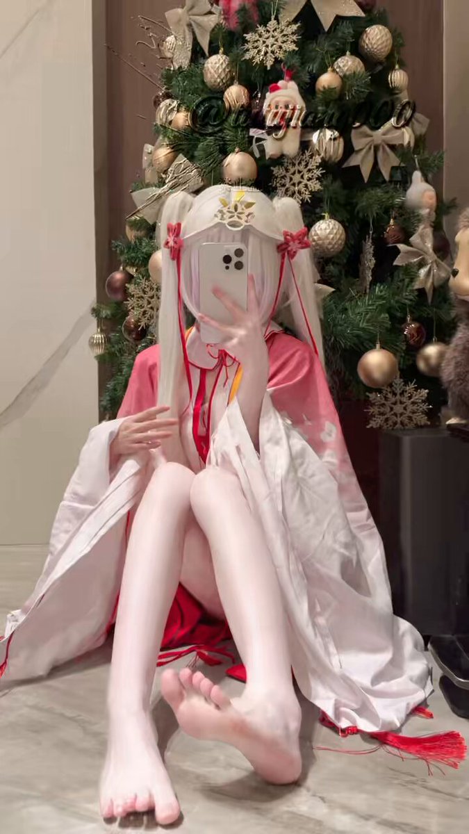 맨발은 가장 에로틱하다
 
 
 