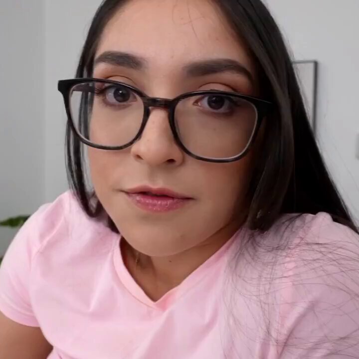 Chudai 🍋
#nsfw #sex #porn #naked #nudes #squirt #pussy #goon 