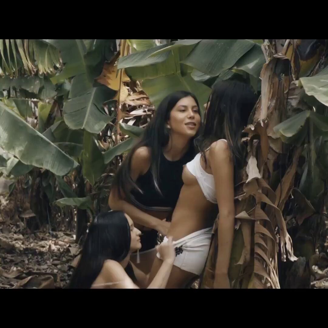 Chudhaiiii....💋🤤 