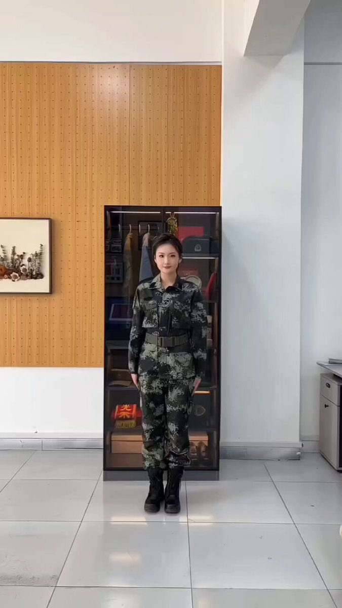 Camouflage Female Soldier Naked in Parking Lot — Big Breasts & Perky Butt Temptation