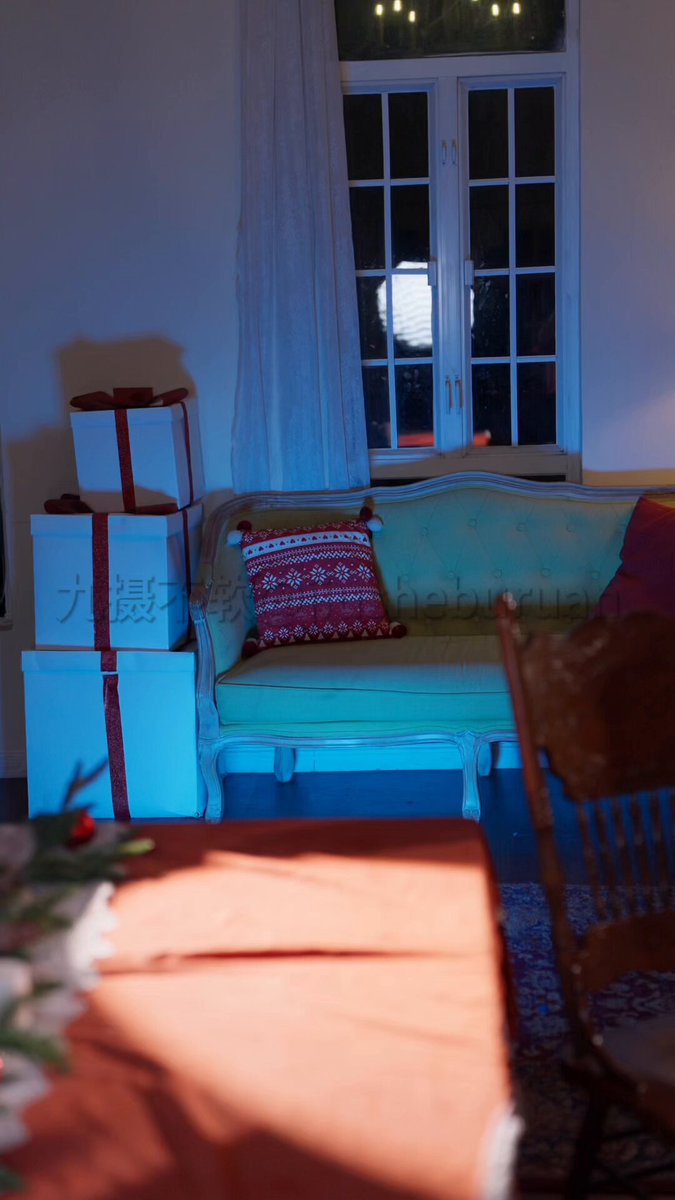 Christmas Black-Haired Hot Girl Cosplay — Busty, Revealing Temptation! Red Stockings, High Heels, Perky Butt Waiting to Unwrap the Gift