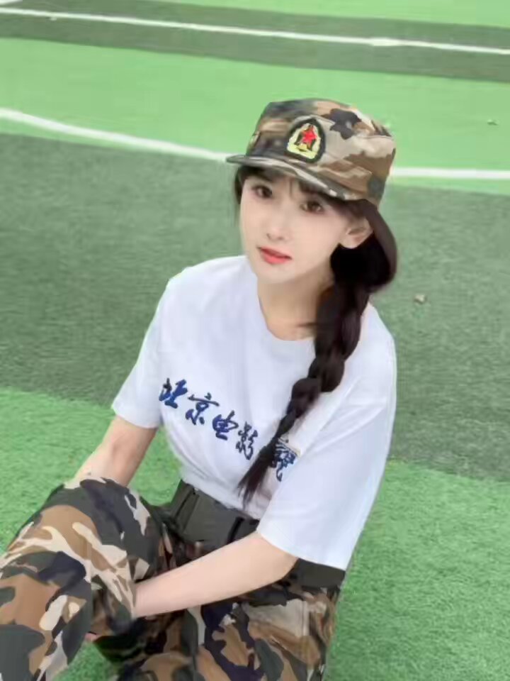 Beijing 🏠 Pendatang baru Hardcore, mahasiswa Akademi Film Beijing, 2006, mahasiswa papan atas yang murni dan polos #yo ❄️ Serba putih, s...