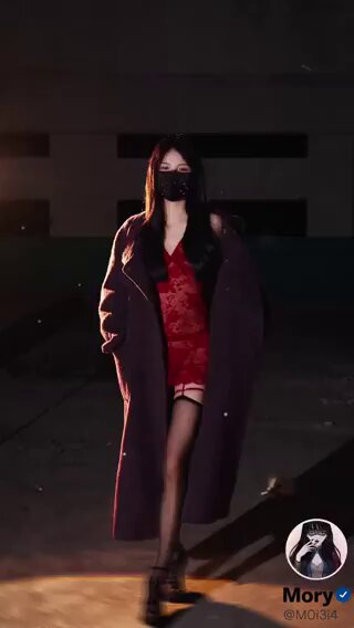 红袖添香原创日榜👇
  
   
12.04日榜1️⃣
图一 Mory 
图二 超色七七 
图三 小呆 
图四  曼z  
原创