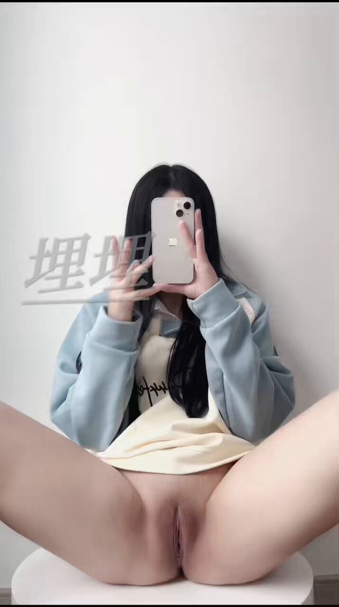 你们为什么互吃？宝宝你给我吃




  