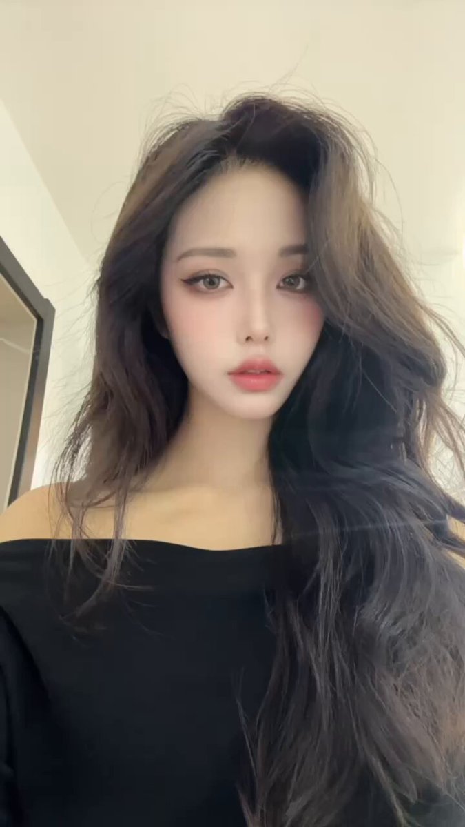 Shanghai # ⑤🔝 🌟Tinggi: 173cm 🌟Berat: 45kg 🌟Lebar Dada: Cup D - Gaya Eropa dan Amerika, berkulit putih, gadis seksi tanpa lemak berleb...