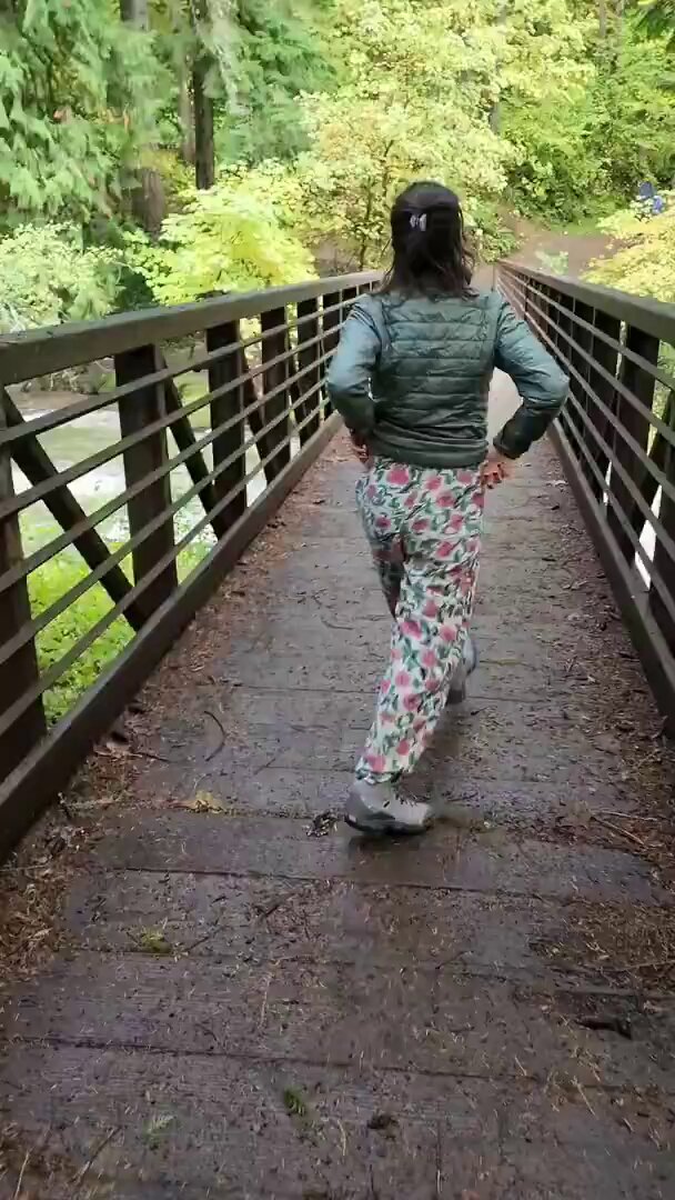 Chudai 🙊

#nsfw #sex #porn #naked #nudes #hentai #squirt #pussy #goon 