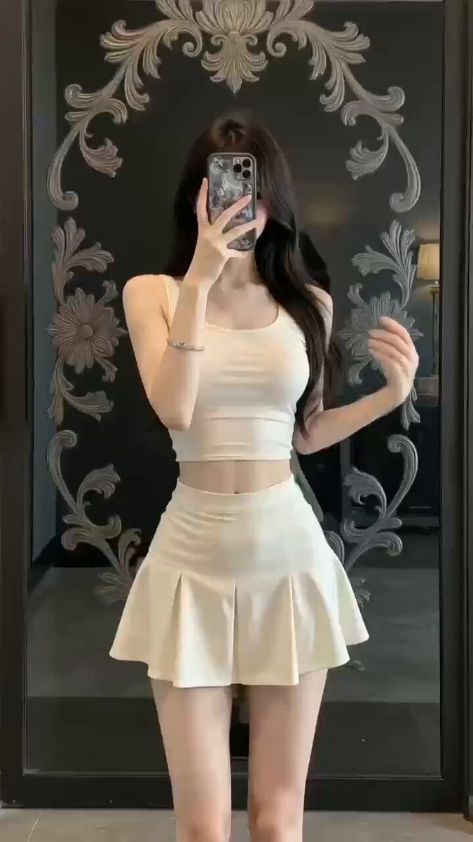 #上海 千寻?#W⬆️

SH❤️校花W
真实上戏在读，英语口语流利可全英文沟通
176真?D大长腿，纯天然零整容
05年江苏人
真实广告模特可预约，只见高素质
#...