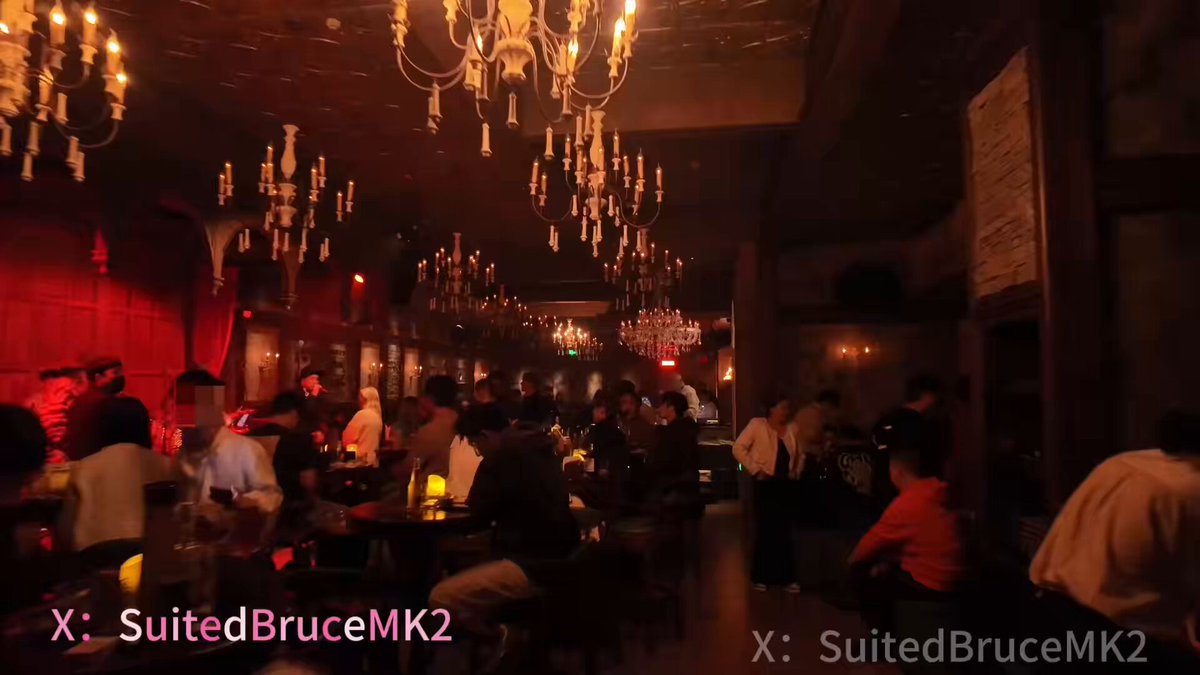 バーの騒ぎの後、家で激しくセックス！美女が舌でチンコを舐め、騎乗で激しく突かれ絶頂連続