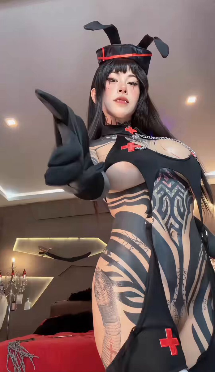 纹身兔耳护士妹子暴露巨乳骚穴狂撩人！123av.fun独家福利