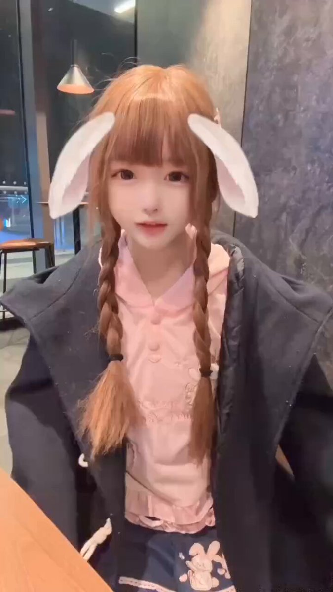 Removed: contains sexual content involving minors