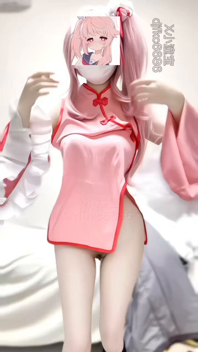 하얀 잎이 떨어졌습니다.




 