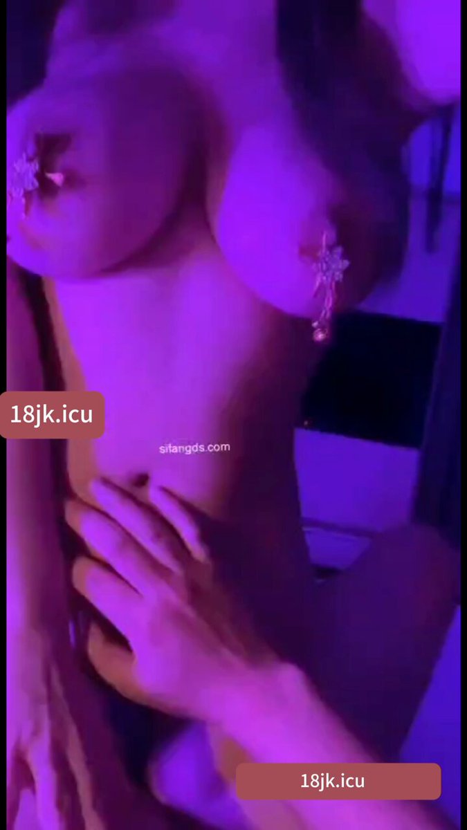 chudai🙈 #contraste #gros seins #pinces à tétons #topsexy #localoffline 