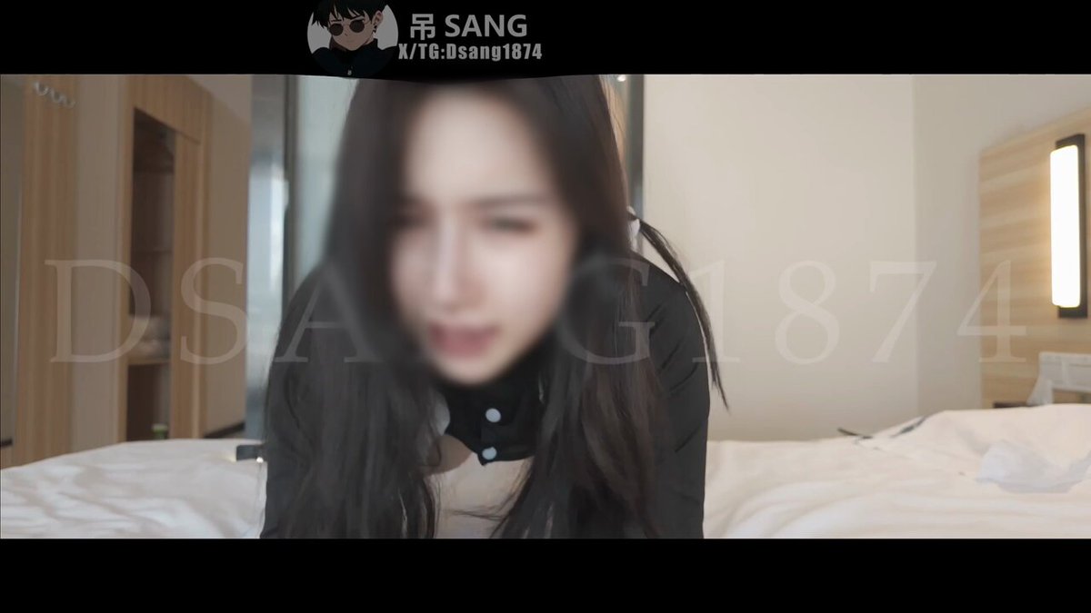 DSANG beautiful girl squirts on a hotel bed! Perky butt and wet pussy moaning nonstop