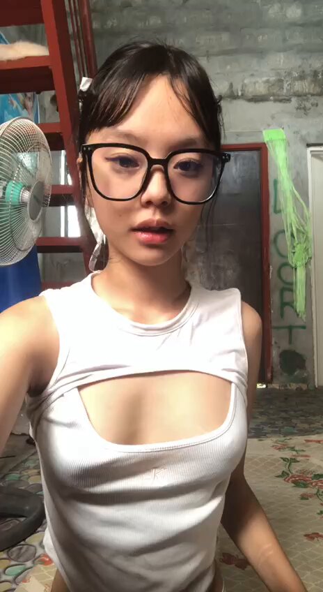 어디에 사정하는 걸 좋아해? 겨드랑이?