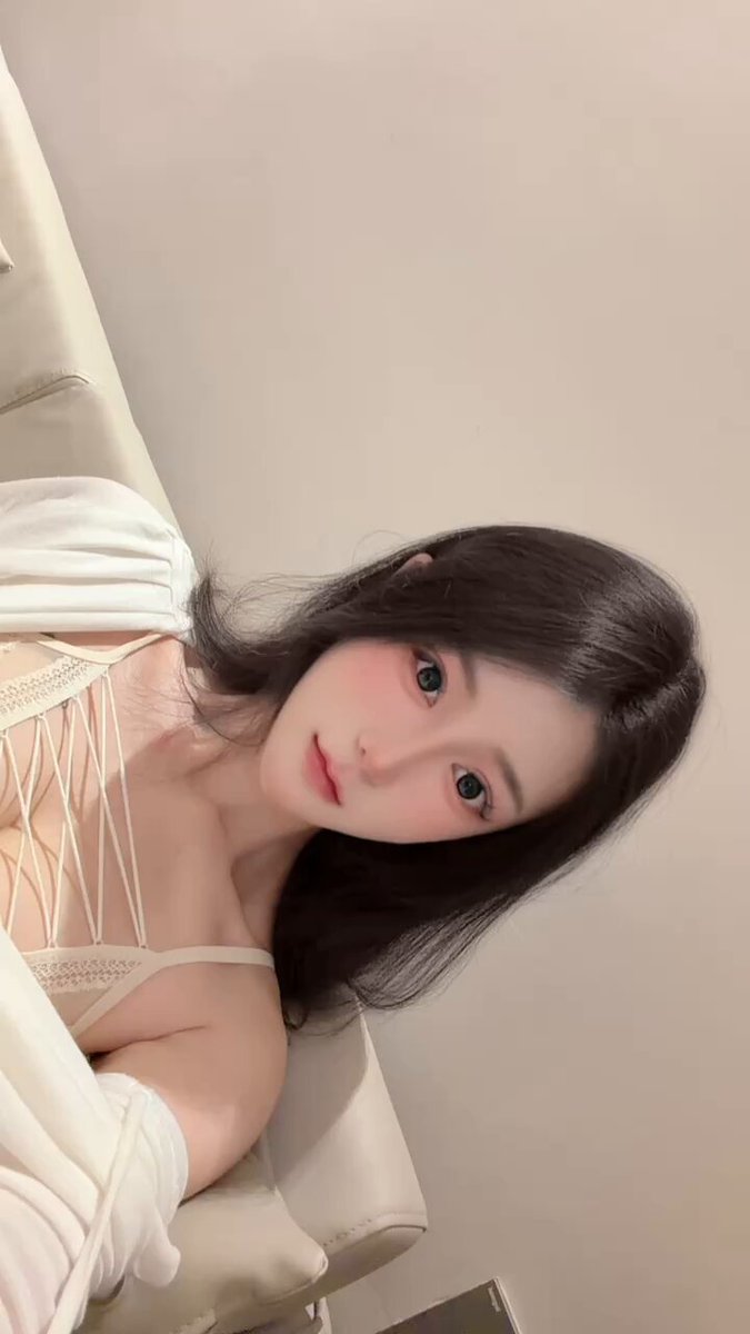 #上海
纯新人学生暑假兼职。鹦鹉🦜
身高168  🐻D  04年
白幼嫩。筷子腿
清纯洋气。甜美可人。配合度高

🛰️：yjb123412
🐧：3559838033
看照门槛🚪1...