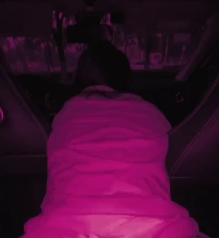 Perky Ass Slut in Pink Car Lights Twerks Seductively for Creampie