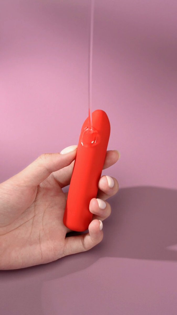 她可爱、安静，却又蕴藏着惊人的力量😏 丝滑的硅胶材质，强劲的震动，以及足够的柔韧性，能够精准刺激每一个敏感点。千万别小瞧这个小家伙💋 链接...